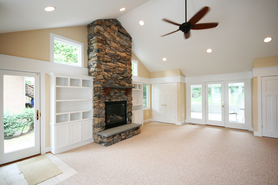 Clearbrook Ln